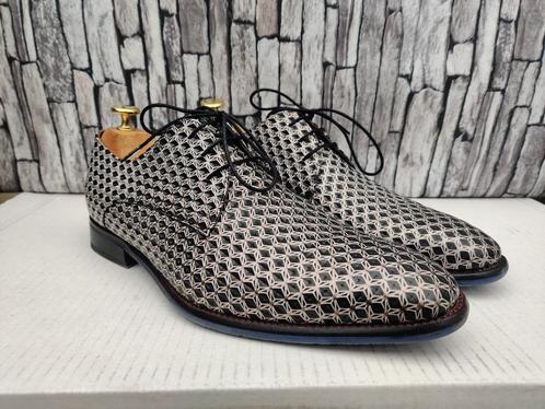 Floris van Bommel grijs/zwarte herenschoenen - Maat 42,5, Kleding | Heren, Schoenen, Zo goed als nieuw, Veterschoenen, Overige kleuren