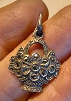 Ancien Pendentif en argent serti de marcassites. Poinçon 835, Enlèvement ou Envoi, Argent, Pendentif