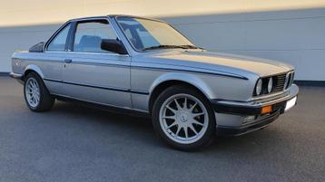BMW E30 323I, Autos, Argent ou Gris, Achat, 110 kW, Cabriolet