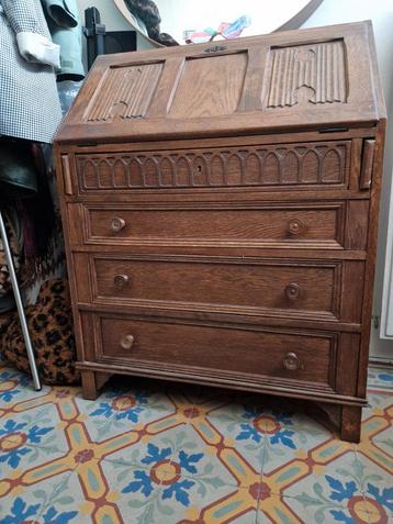 Secretaire met groen interieur  beschikbaar voor biedingen