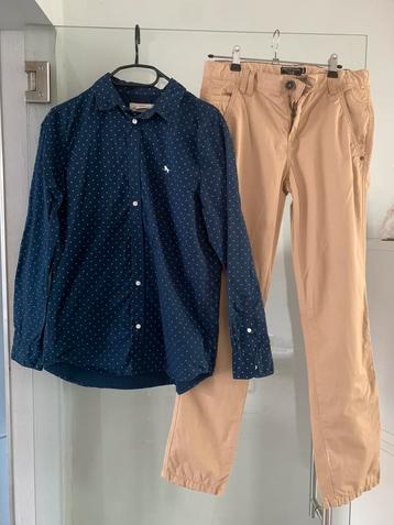 Hemd en broek beschikbaar voor biedingen