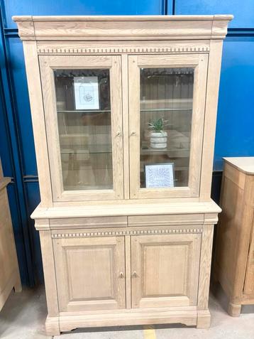 Louis-Philippe AÉROGUMMÉ eikenhouten dressoir  beschikbaar voor biedingen