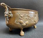 Antiek bronzen of koperen grootjardinière met leeuwen poten., Antiquités & Art, Antiquités | Autres Antiquités, Enlèvement