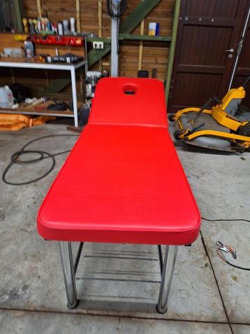 Massagetafel  beschikbaar voor biedingen