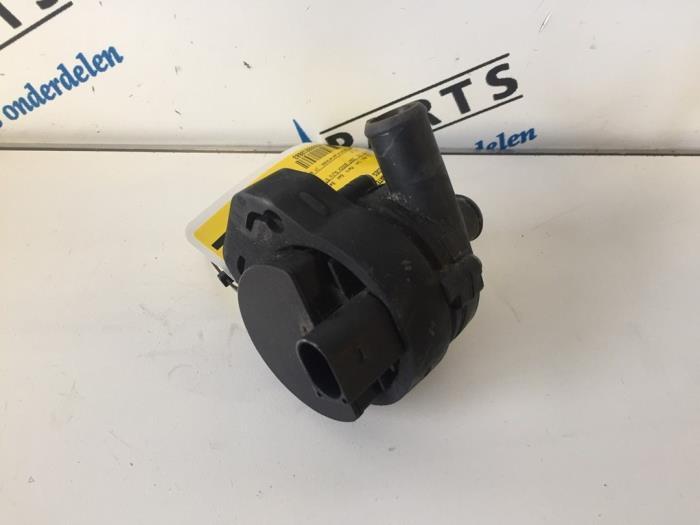 Extra waterpomp van een Mercedes ML-Klasse, Auto-onderdelen, Airco en Verwarming, Mercedes-Benz, Gebruikt, 3 maanden garantie