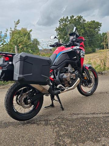🔥 Avontuurlijke Honda Africa twin DCT 2024 🔥+ garantie  beschikbaar voor biedingen