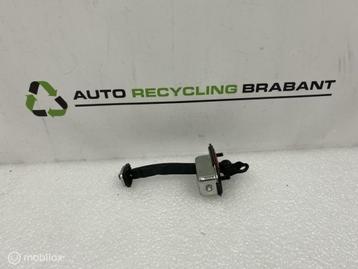 Deurvanger Rechts Achter Kia Sportage 79490D9000 beschikbaar voor biedingen