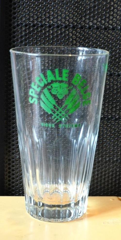 verre a biere special belge vieux systeme ecusson vert, Verzamelen, Biermerken, Gebruikt, Glas of Glazen, Overige merken, Ophalen of Verzenden