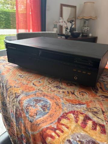 marantz cd50 en tres bon état fonctionne parfaitement beschikbaar voor biedingen