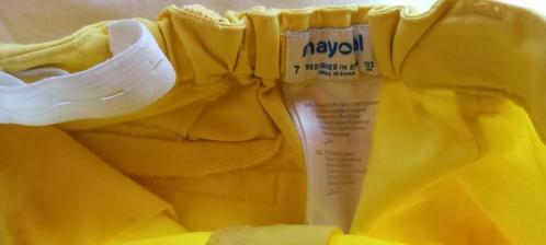 witte en gele set met citroenen mayoral T-shirt en korte bro, Kinderen en Baby's, Kinderkleding | Maat 122, Zo goed als nieuw