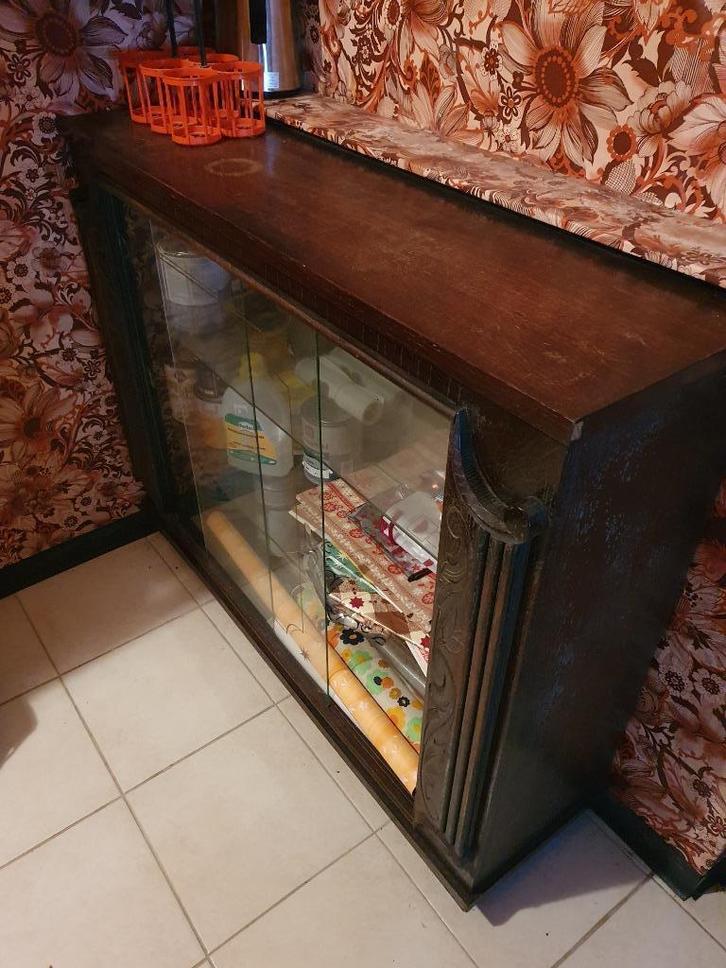 MOET MORGEN WEG ! Glazen Vitrine Kast Hout, Huis en Inrichting, Kasten | Vitrinekasten, Gebruikt, Minder dan 100 cm, 100 tot 150 cm