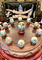 MAGNIFICENT ART’S EGGS COLLECTION IN JADE, Enlèvement