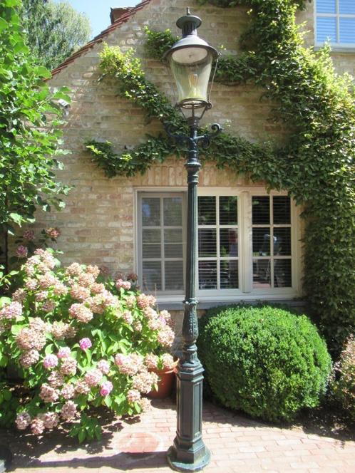 tuin lantaarnpaal 3 m 15 hoog met koperen kap in goede staat, Tuin en Terras, Buitenverlichting, Zo goed als nieuw, Staande lamp