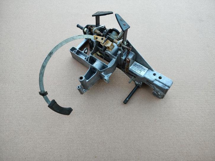 Gripper Arm/ Mechaniek Rowe-AMi MM1 (1967) jukebox, Collections, Machines | Jukebox, Ami, Envoi