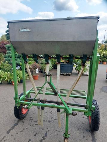 Basrijs rijenbemester beschikbaar voor biedingen