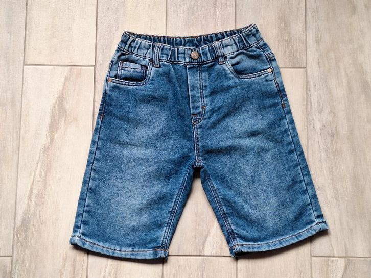 ★ M146/152 - Korte jeansbroek, Kinderen en Baby's, Kinderkleding | Maat 146, Zo goed als nieuw, Jongen, Broek, Ophalen of Verzenden
