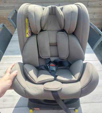 Autostoel Novi baby Isofix, Kinderen en Baby's, Autostoeltjes, Verstelbare rugleuning, Zo goed als nieuw, Isofix, Ophalen