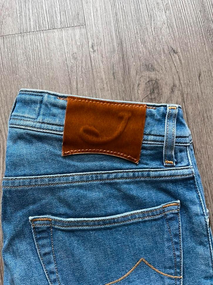 Jacob Cohen jeans size 31 type J622 comfort, Kleding | Heren, Spijkerbroeken en Jeans, Zo goed als nieuw, W32 (confectie 46) of kleiner