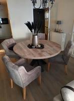 RONDE EETTAFEL EN 4 LANDELIJKE STOELEN, Huis en Inrichting, Tafels | Eettafels, Ophalen, Zo goed als nieuw