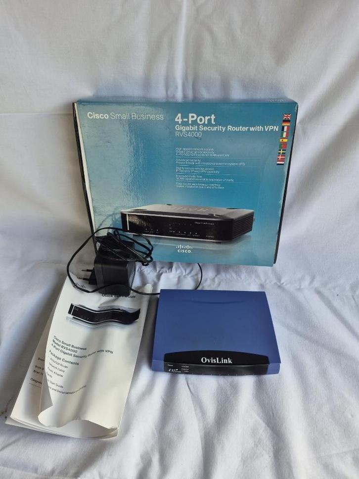 Ovislink 4-poorts router met VPN, Computers en Software, Routers en Modems, Zo goed als nieuw, Router, Ophalen