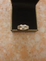 Wit goud ring 18K met echte diamand, Handtassen en Accessoires, Ringen, Ophalen, Zo goed als nieuw, Wit, Goud