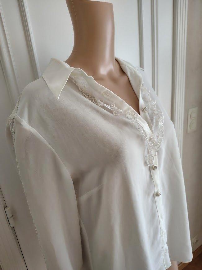 Vintage witte blouse  v, Kleding | Dames, Blouses en Tunieken, Zo goed als nieuw, Wit, Verzenden