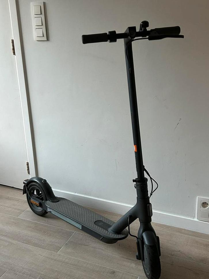 Electrische step Xiiaomi Mi Essential, Fietsen en Brommers, Steps, Zo goed als nieuw, Elektrische step (E-scooter), Ophalen