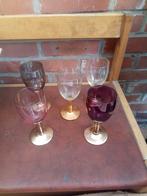 5 gekleurde glazen met gouden poot, Antiek en Kunst, Ophalen of Verzenden