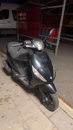 Piaggio zip 50cc 4takt a klasse, Fietsen en Brommers, Gebruikt, Zip, Klasse A (25 km/u), Ophalen of Verzenden