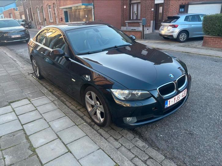 Bmw 320d jaar 2009 euro 5, Auto's, BMW, Particulier, 3 Reeks, ABS, Airbags, Airconditioning, Boordcomputer, Centrale vergrendeling