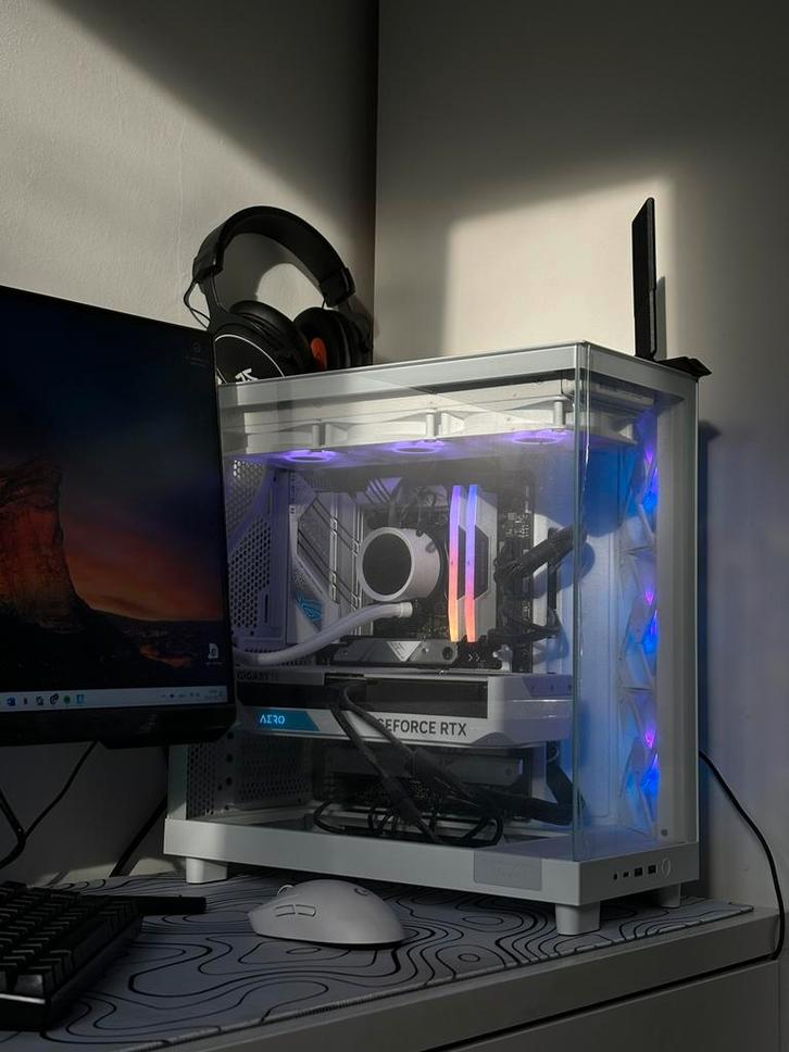 Complete Gaming Setup – PC + 240Hz scherm + accessoires !!, Computers en Software, Desktop Pc's, Nieuw, 4 Ghz of meer, SSD, 32 GB