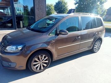 Vw Touran 1.6 TDi Highline ***  EXPORT/HANDELAAR  *** beschikbaar voor biedingen