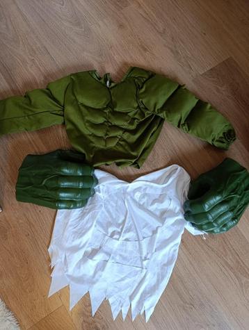 Verkleedkleren beschikbaar voor biedingen