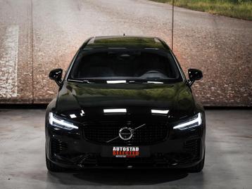 Volvo V60 T6 AWD PLUS DARK beschikbaar voor biedingen