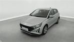 Hyundai i20 1.2i Family NAVI / CARPLAY / CAMERA / PDC AR, Stof, 4 cilinders, Overige carrosserie, Zilver of Grijs