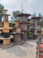 houten haspels van kabels, Enlèvement, Utilisé