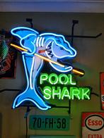 licht reclame &neon  pool shark & hoogte 65 cm,breedte 65 cm, Enlèvement, Neuf, Table lumineuse ou lampe (néon)