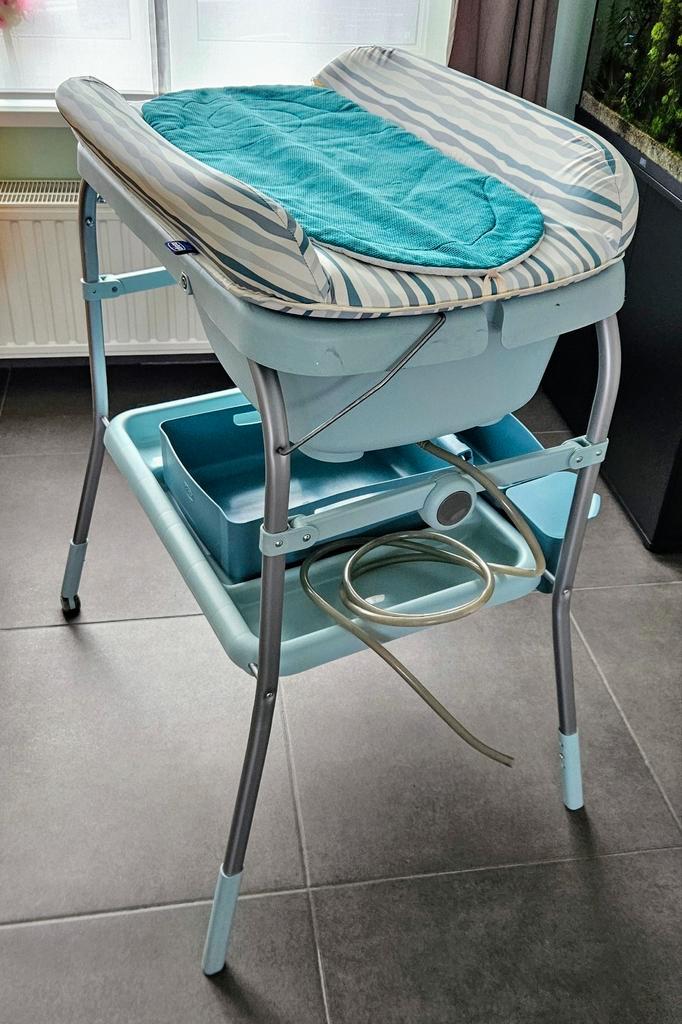 Babybad Chicco op wieltjes met verschoonkussen, Kinderen en Baby's, Badjes en Verzorging, Gebruikt, Badje, Overige merken, Ophalen