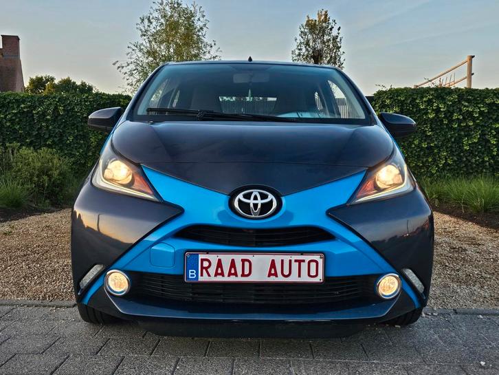 Toyota aygo 1.0 vvti 51kw _ GPS _CAMERA _1e eigenaar!!, Auto's, Toyota, Bedrijf, Te koop, Aygo, Benzine, Euro 6, Stadsauto, 4 deurs