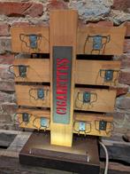 Marlboro sigarettenhouder met licht in hout en metaal., Verzamelen, Merken en Reclamevoorwerpen, Ophalen, Zo goed als nieuw, Gebruiksvoorwerp