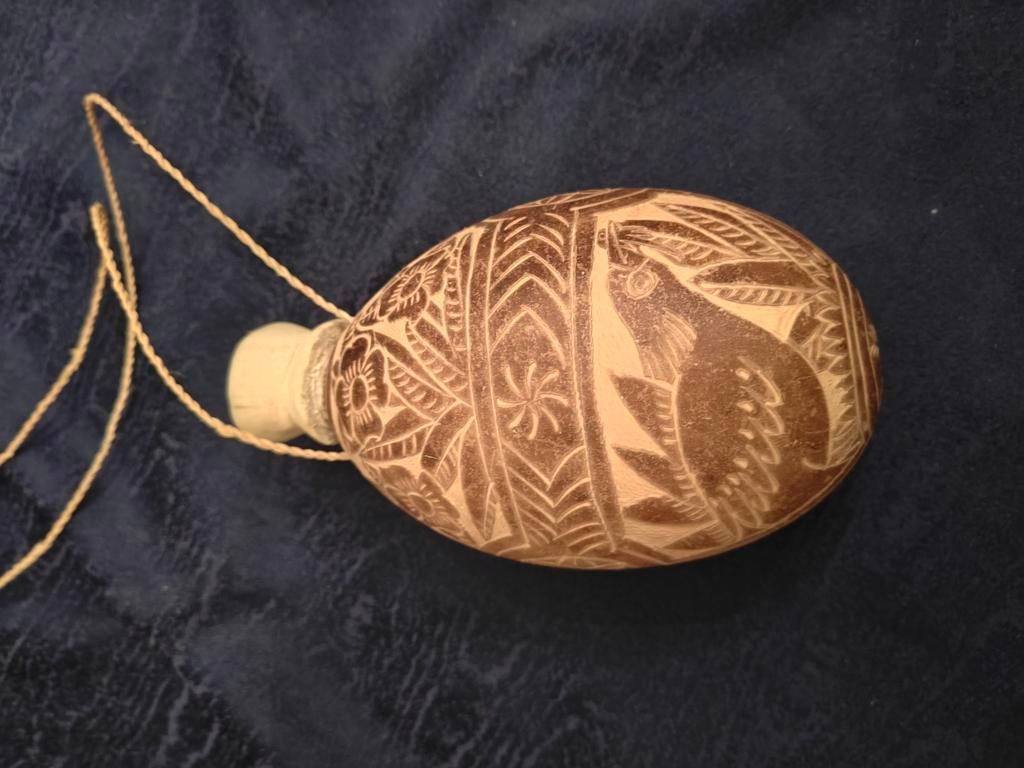 Calebasse découpée à la main, bouteille d'eau avec bouchon e, Antiquités & Art, Art | Art non-occidental, Enlèvement ou Envoi