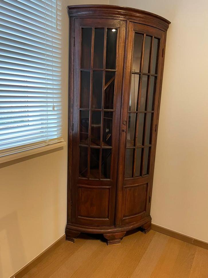 Antiek hoekkast vintage vitrinekast, Huis en Inrichting, Kasten | Vitrinekasten, Gebruikt, 150 tot 200 cm, 50 tot 100 cm, 50 tot 75 cm