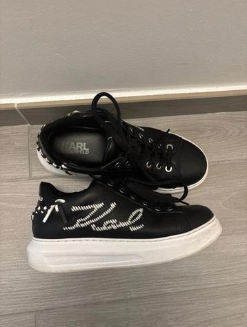 Basket Karl Lagerfeld  beschikbaar voor biedingen