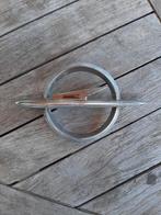Oud verchroomd metalen OPEL-embleem, Fietsen en Brommers, Brommeronderdelen | Oldtimers, Ophalen of Verzenden, Zo goed als nieuw