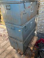 berging metalen grote koffers, Ophalen, Gebruikt, Metaal