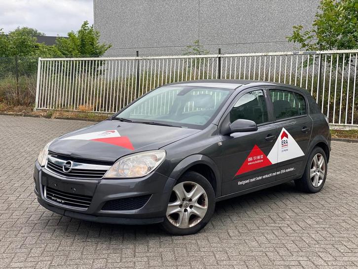 Opel Astra 1.7 diesel, Auto's, Opel, Bedrijf, Te koop, Astra, Diesel, Euro 4, Berline, 4 deurs, Handgeschakeld, Zilver of Grijs