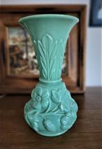 Opaline vaas uit de kristalfabriek van St. Louis, Antiek en Kunst, Ophalen of Verzenden