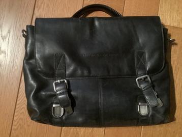 Zwarte lederen boekentas, Handtassen en Accessoires, Tassen | Schooltassen, Ophalen, Gebruikt, Zwart, Aktetas of Boekentas