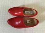 1 paar rode klompen maat 41 voor 10 euro, Ophalen of Verzenden, Zo goed als nieuw