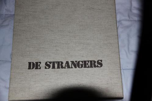 Verzamelbox van De Strangers met 13 L.P.’s, Cd's en Dvd's, Vinyl | Nederlandstalig, Zo goed als nieuw, Overige genres, 12 inch
